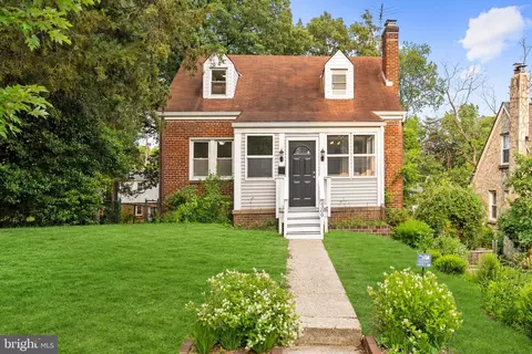 2309 Crestlawn Ave, Cheverly, MD 20785