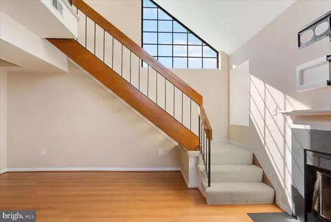 Living - 14103 E William St #15-E, Laurel, MD 20707 photo 2 of 3