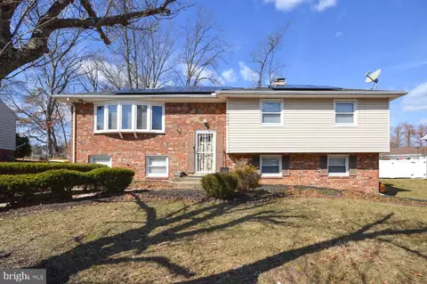 10904 Wharton Dr, Marlboro, MD 20774