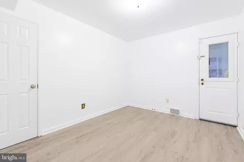 7606 Kidmore Ln, Lanham, MD 20706 photo 13