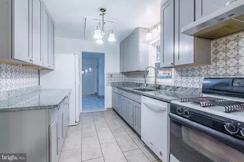 7606 Kidmore Ln, Lanham, MD 20706 photo 7