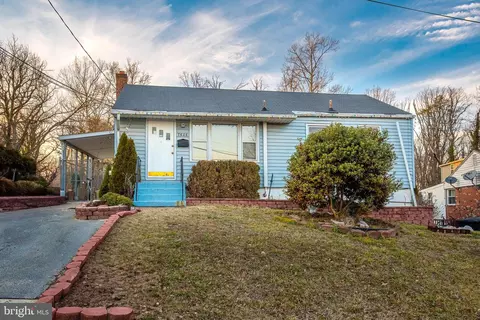 7606 Kidmore Ln, Lanham, MD 20706 photo 2