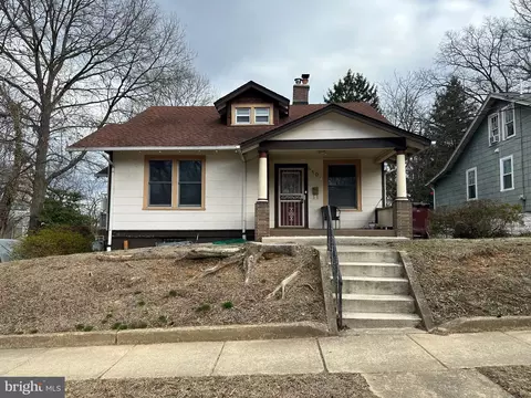 6107 44th Ave, Riverdale, MD 20737