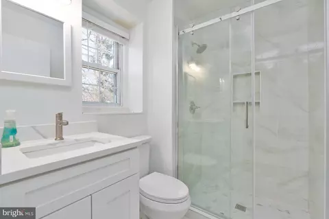 Bath - 16110 Kent Rd, Laurel, MD 20707 photo 1 of 3