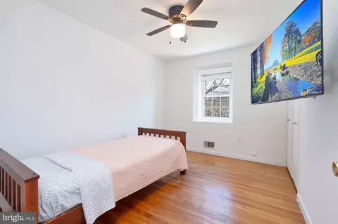 Bedroom - 16110 Kent Rd, Laurel, MD 20707 photo 3 of 8