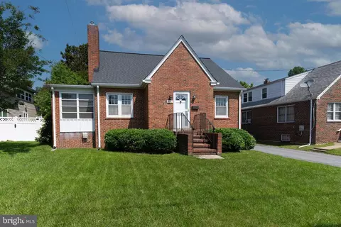 407 Sandy Spring Rd, Laurel, MD 20707