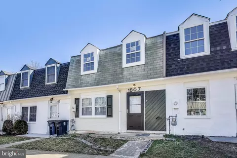 1807 Village Grn #X-129, Landover, MD 20785