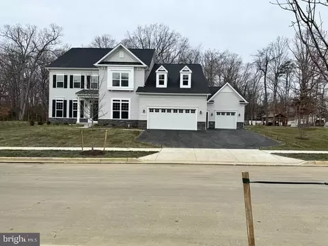 15711 Henrietta Dr, Accokeek, MD 20607