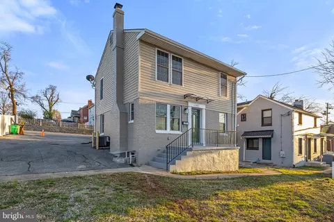 5617 Annapolis Rd, Bladensburg, MD 20710