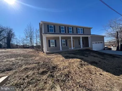6701 Duluth St, Landover, MD 20785 photo 2