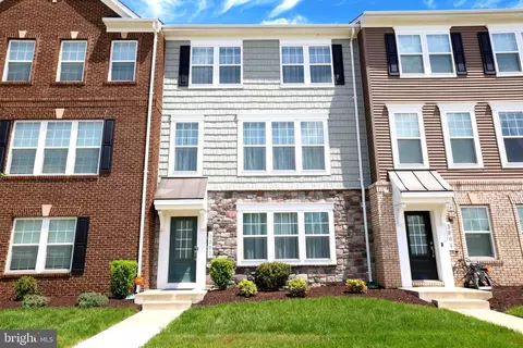 3802 Rock Spring Dr, Marlboro, MD 20772
