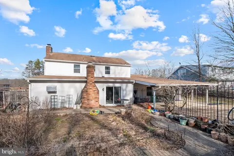 Exterior - 8705 Graystone Ln, Laurel, MD 20708 photo 5 of 5