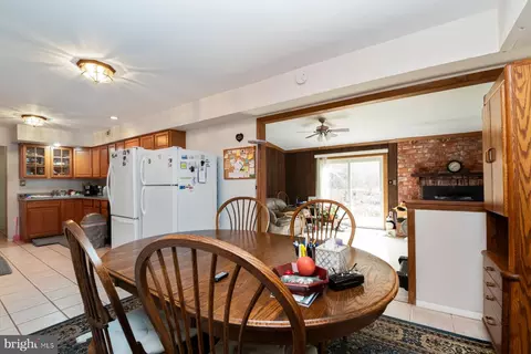 Dining - 8705 Graystone Ln, Laurel, MD 20708 photo 1 of 2
