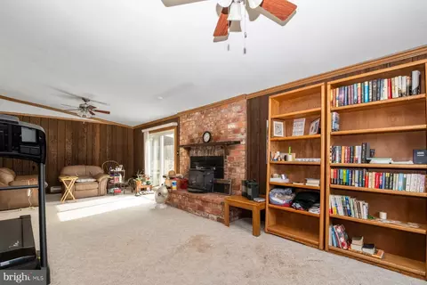 Living - 8705 Graystone Ln, Laurel, MD 20708 photo 2 of 3