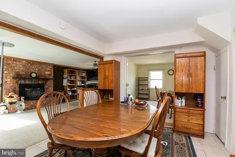 Dining - 8705 Graystone Ln, Laurel, MD 20708 photo 2 of 2