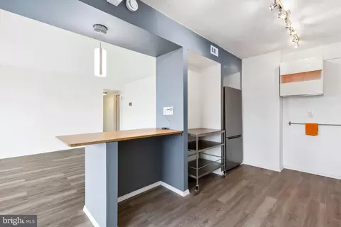 Kitchen - 1836 Metzerott #922, Hyattsville, MD 20783 photo 5 of 7