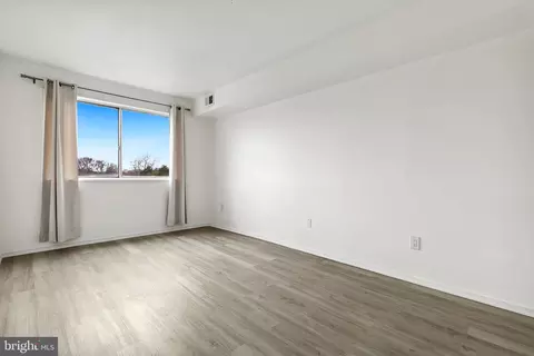 Living - 1836 Metzerott #922, Hyattsville, MD 20783 photo 10 of 15