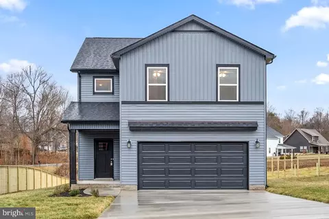 9911 Ridge St, Lanham, MD 20706