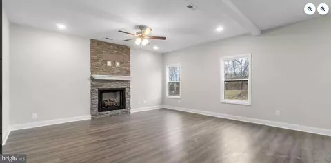 9911 Ridge St, Lanham, MD 20706 photo 5