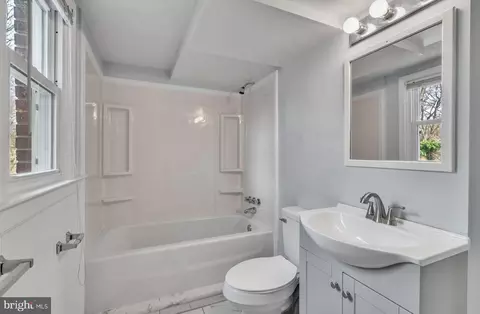 Bath - 11716 Redwood Dr E, Brandywine, MD 20613 photo 5 of 5