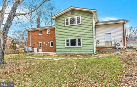 Exterior - 11716 Redwood Dr E, Brandywine, MD 20613 photo 3 of 5