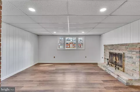 Living - 11716 Redwood Dr E, Brandywine, MD 20613 photo 11 of 12