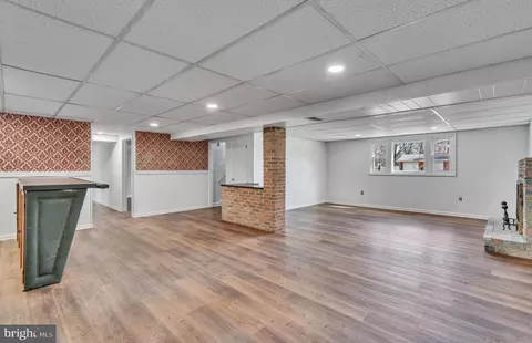 Living - 11716 Redwood Dr E, Brandywine, MD 20613 photo 10 of 12