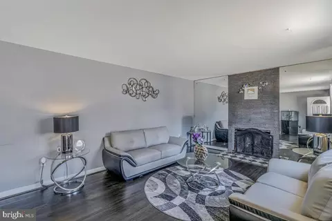 Living - 1807 Porter, Morningside, MD 20746 photo 2 of 2