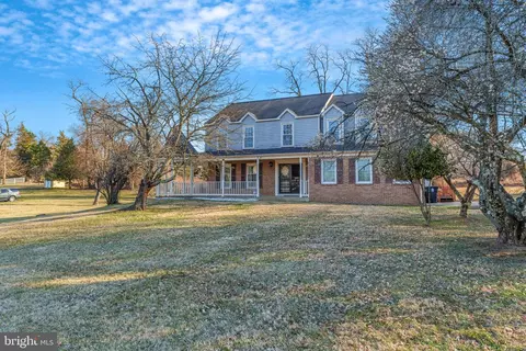 Exterior - 10401 Cleary Ln, Bowie, MD 20721 photo 3 of 9