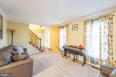 Living - 10401 Cleary Ln, Bowie, MD 20721 photo 1 of 2