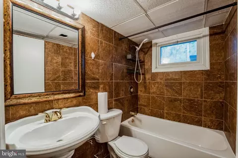 Bath - 13005 Piscataway Rd, Clinton, MD 20735 photo 3 of 3