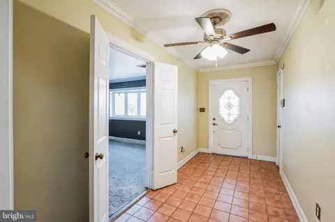 Entry Way - 13005 Piscataway Rd, Clinton, MD 20735 photo 1 of 2