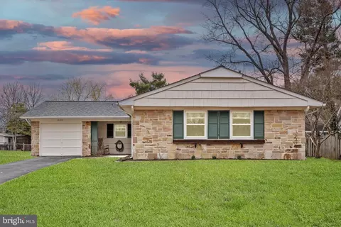 12312 Manvel Ln, Bowie, MD 20715