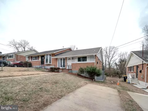 2813 Oxon Park St, Temple Hills, MD 20748