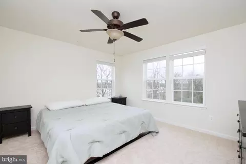 Bedroom - 2900 Pinebrook Rd, Landover, MD 20785 photo 1 of 6
