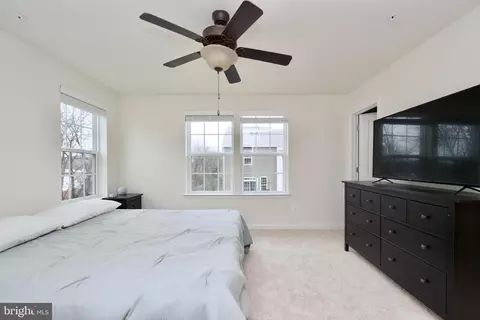 Bedroom - 2900 Pinebrook Rd, Landover, MD 20785 photo 3 of 6