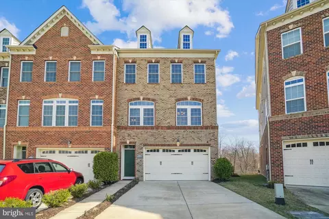 5435 Stream Bank Ln, Greenbelt, MD 20770