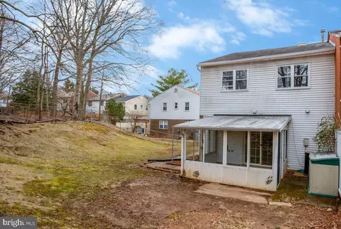 Exterior - 7709 Hyacinth Ct, Laurel, MD 20707 photo 8 of 9
