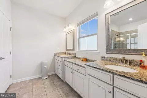 Entry Way - 10173 Dorsey Ln, Lanham, MD 20706 photo 6 of 7