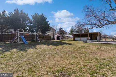 Exterior - 6331 Manor Circle Dr, Clinton, MD 20735 photo 2 of 4