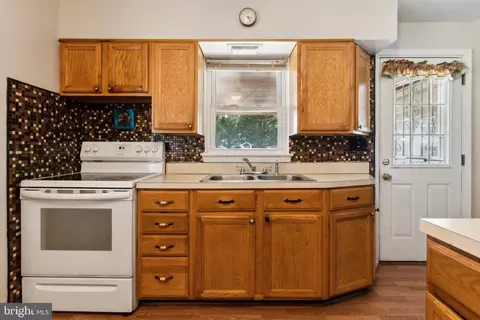 Kitchen - 6331 Manor Circle Dr, Clinton, MD 20735 photo 1 of 1