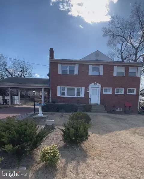 Other - 6331 Manor Circle Dr, Clinton, MD 20735 photo 3 of 10