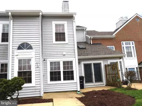 8778 Grasmere Ct, Fort Washington, MD 20744