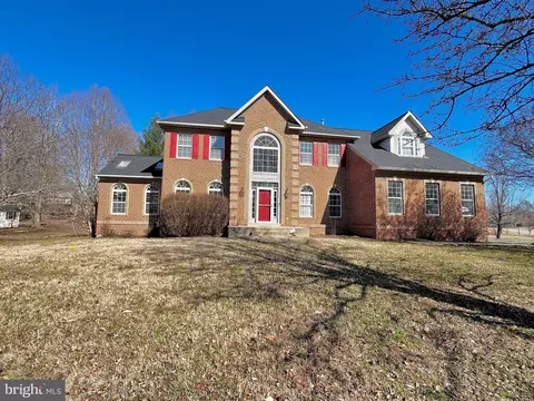 14402 Town Farm Rd, Marlboro, MD 20774