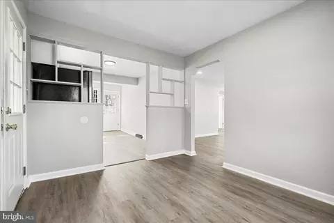 Entry Way - 8501 Oak Dr, Brandywine, MD 20613 photo 1 of 6