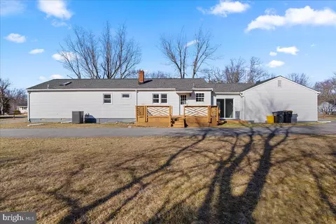 Exterior - 8501 Oak Dr, Brandywine, MD 20613 photo 6 of 6