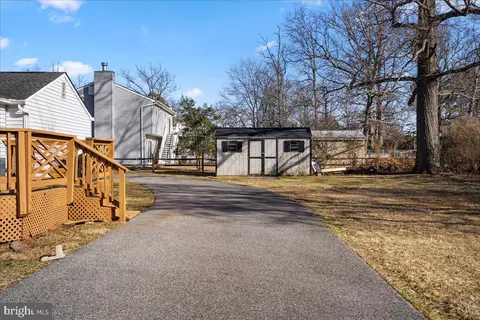 Exterior - 8501 Oak Dr, Brandywine, MD 20613 photo 3 of 6