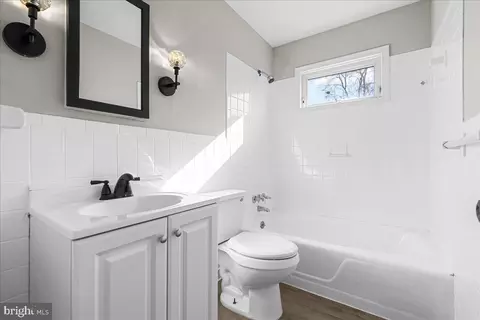 Bath - 8501 Oak Dr, Brandywine, MD 20613 photo 1 of 2