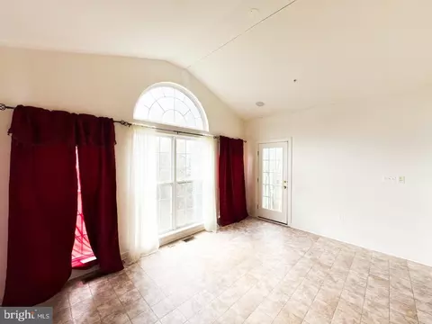 Living - 7701 Kirklee Ct, Laurel, MD 20707 photo 4 of 16