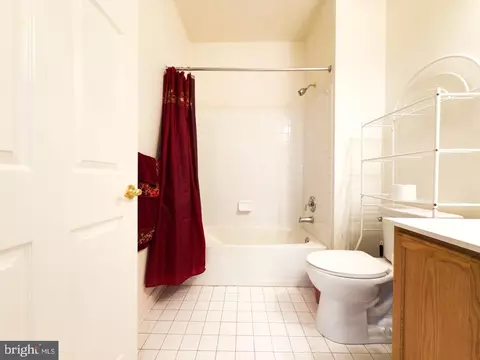 Bath - 7701 Kirklee Ct, Laurel, MD 20707 photo 3 of 8
